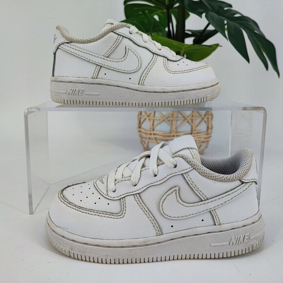 Nike Kids Air Force One White Leather Sneakers Size 8C - Picture 1 of 8